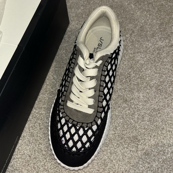 J slides Charlene sneaker New inbox size 6 - Picture 6 of 7